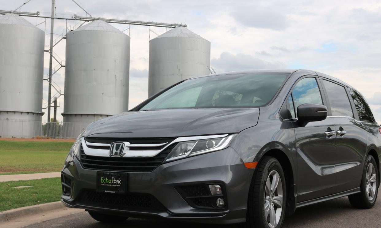 Honda Odyssey photo 2