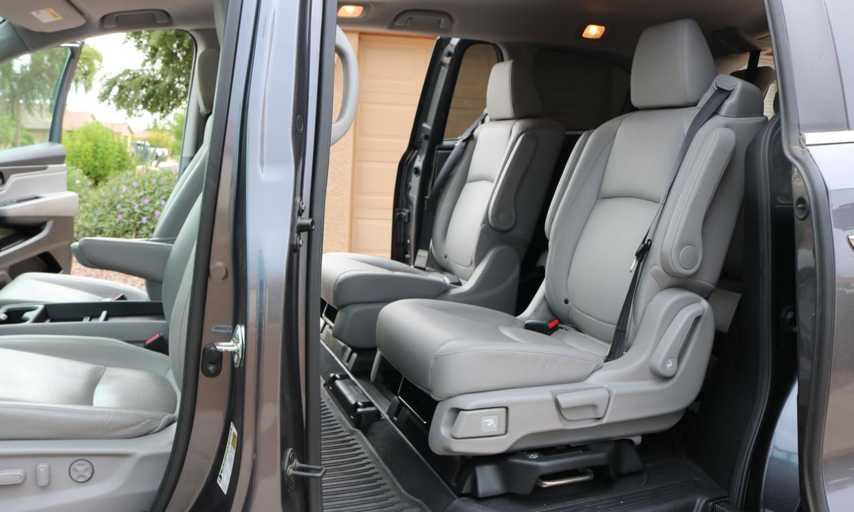 Honda Odyssey photo 3