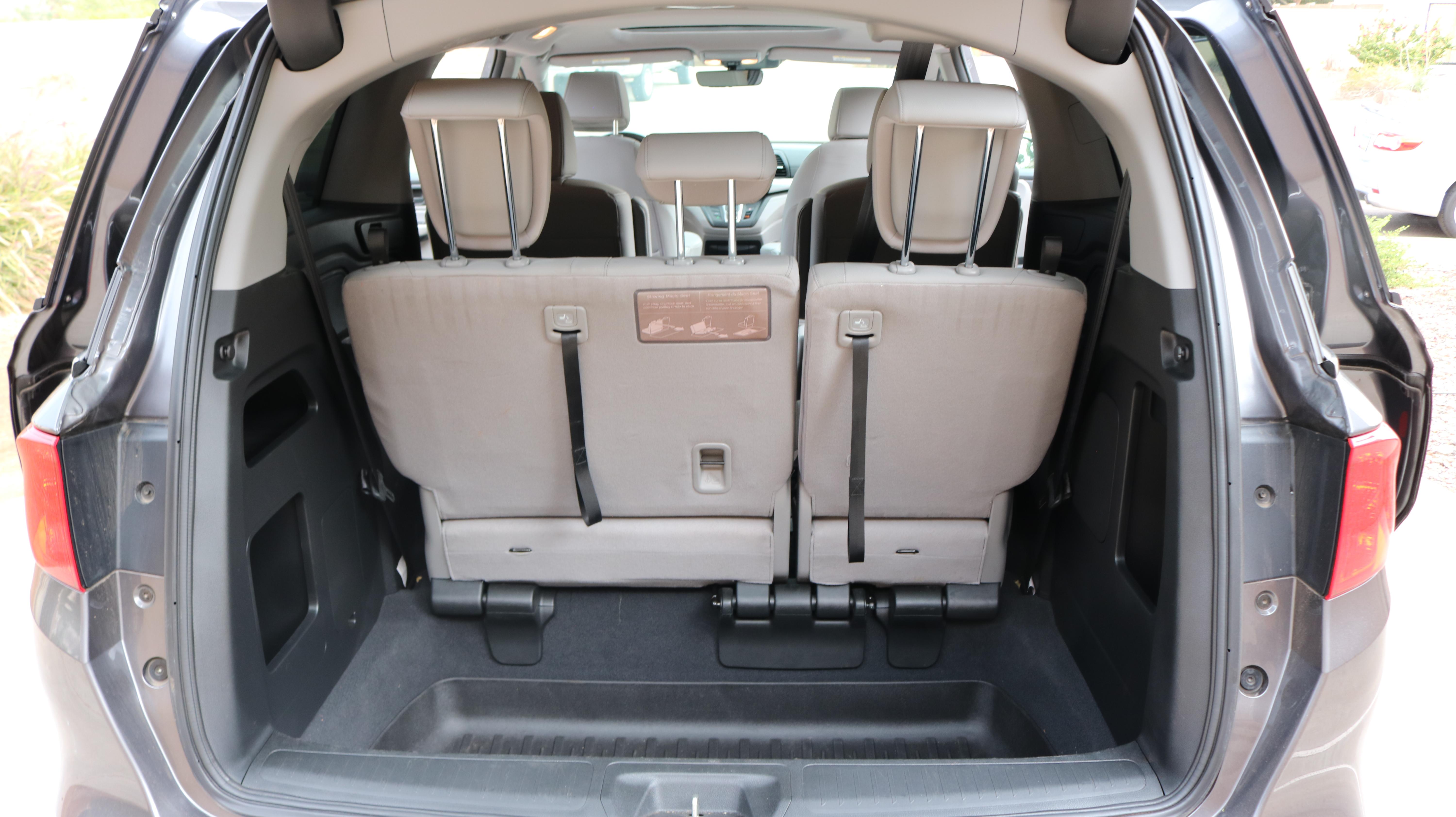 Honda Odyssey photo 8