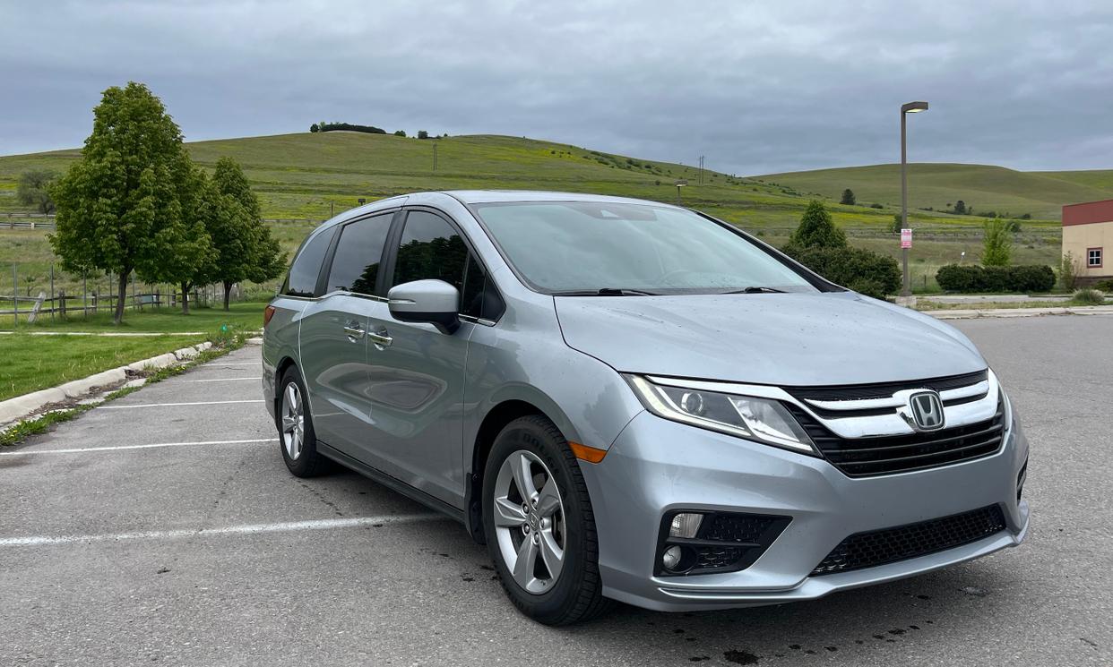 Honda Odyssey photo 2