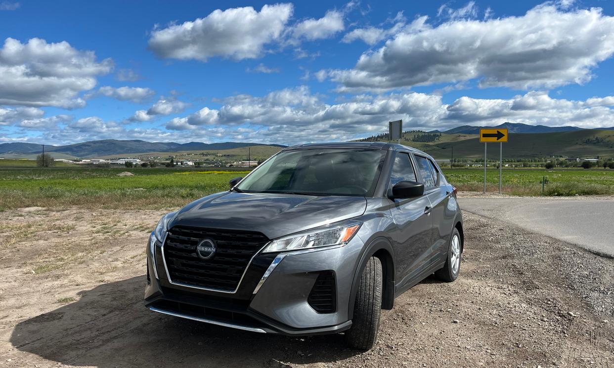 Nissan Kicks photo 2