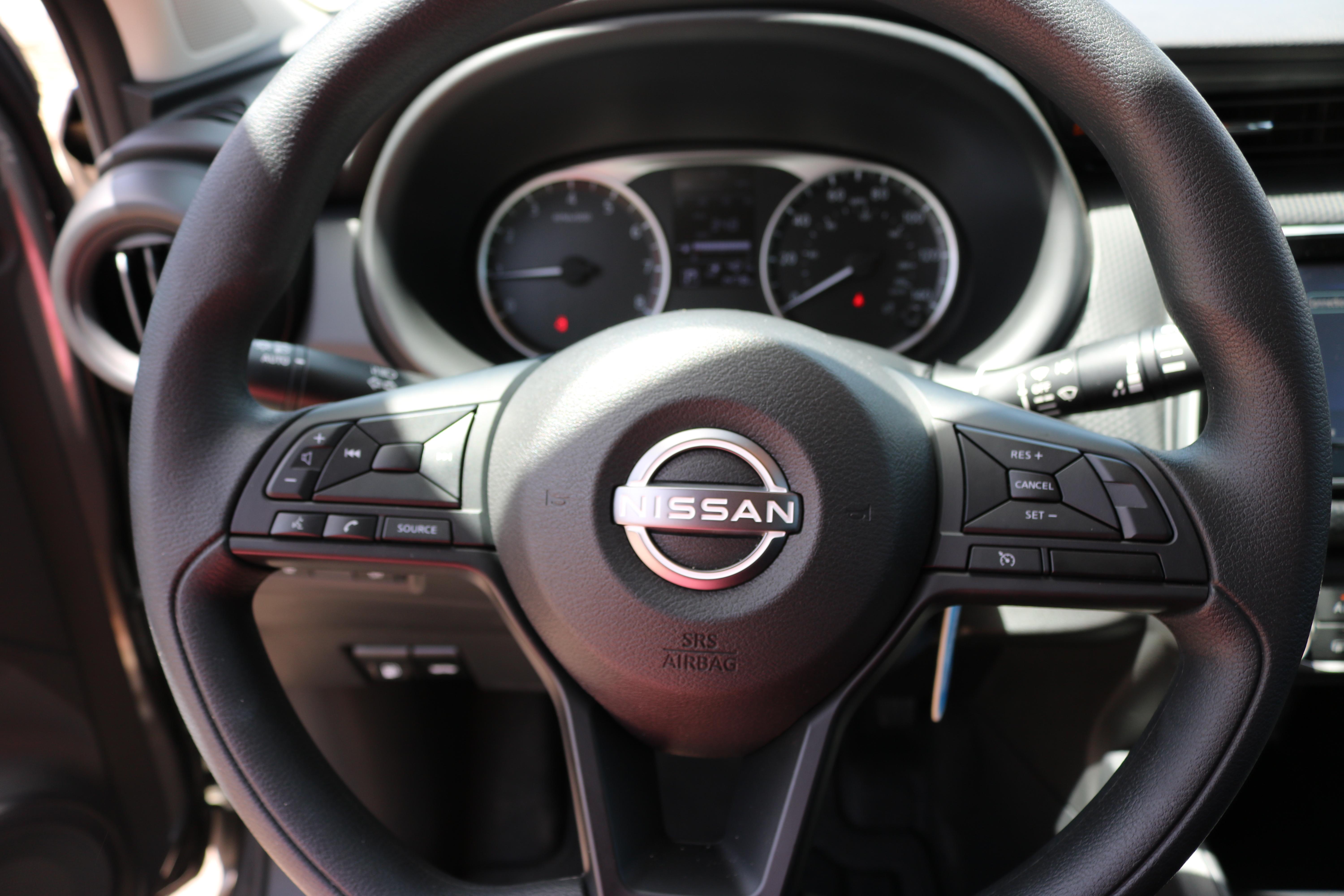 Nissan Kicks photo 9
