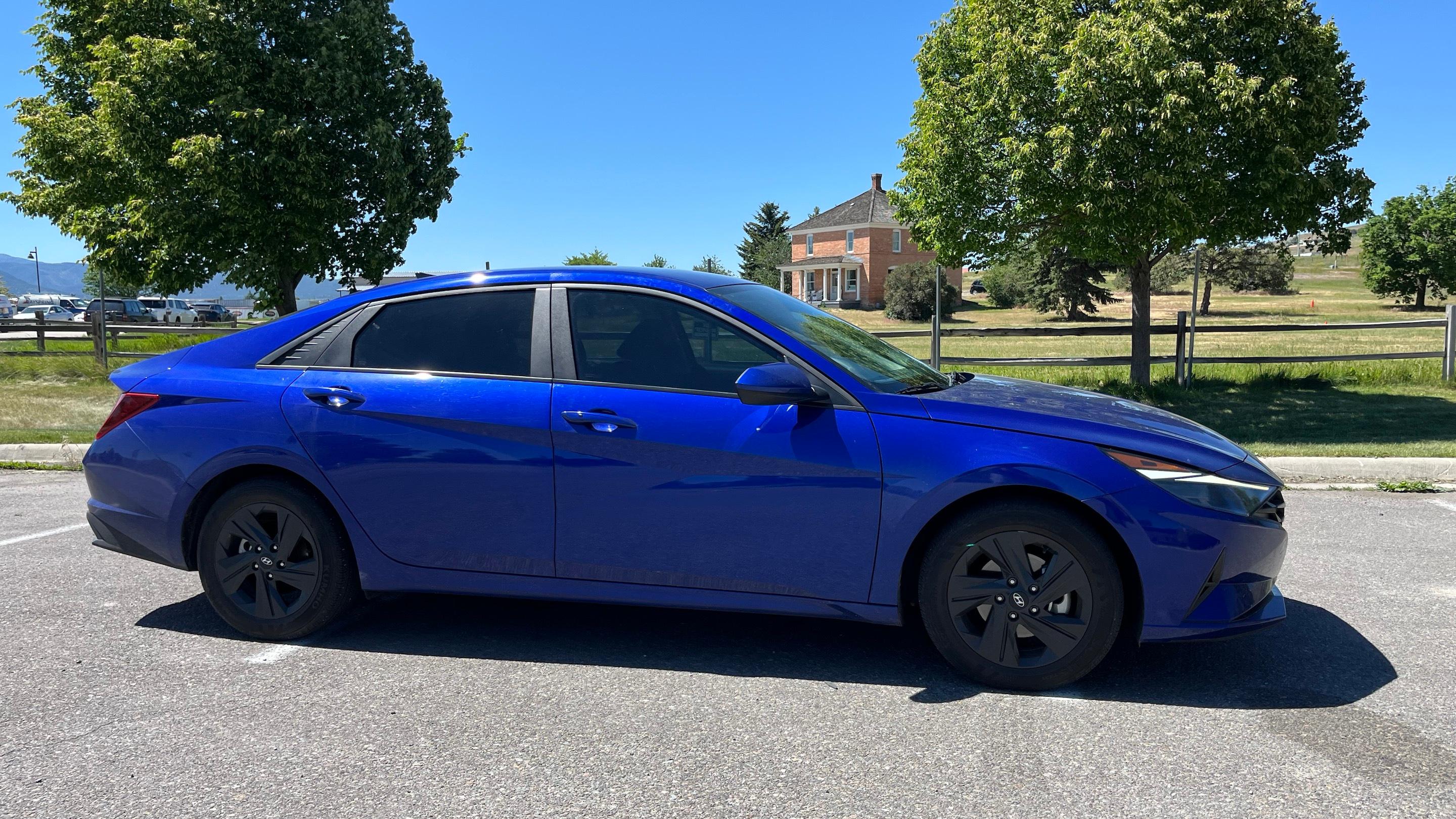 Hyundai Elantra photo 6
