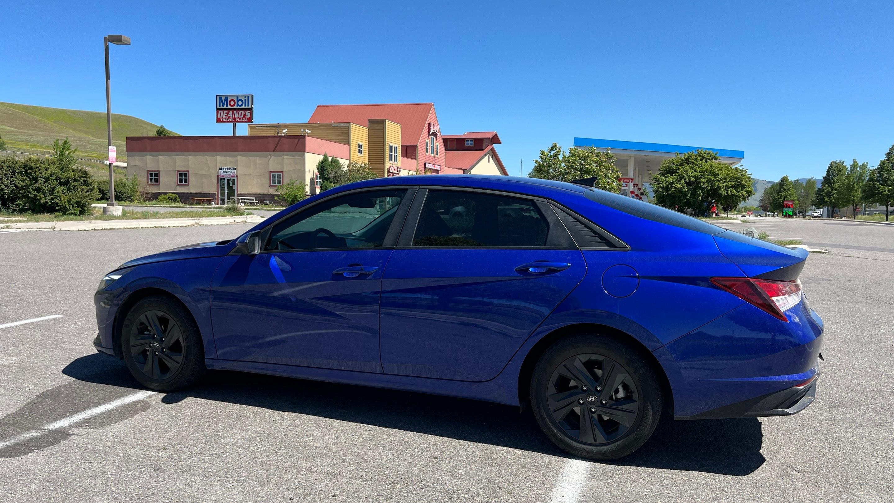 Hyundai Elantra photo 9