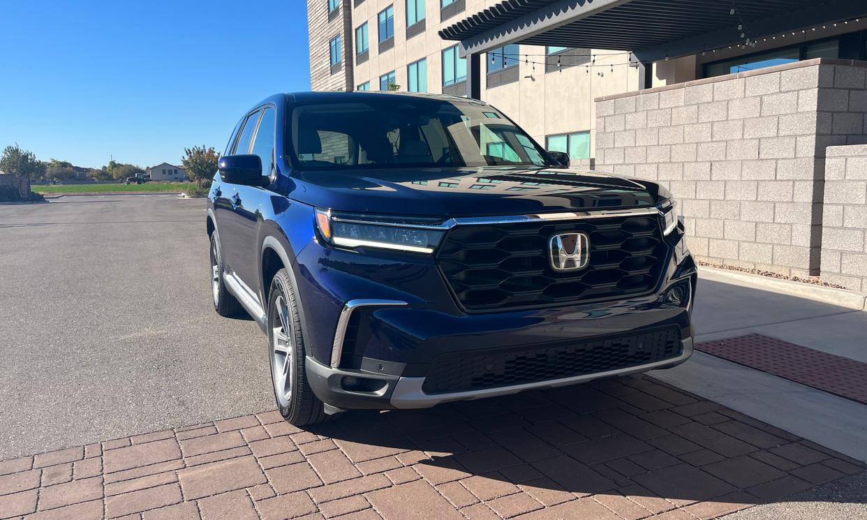 Honda Pilot photo 3