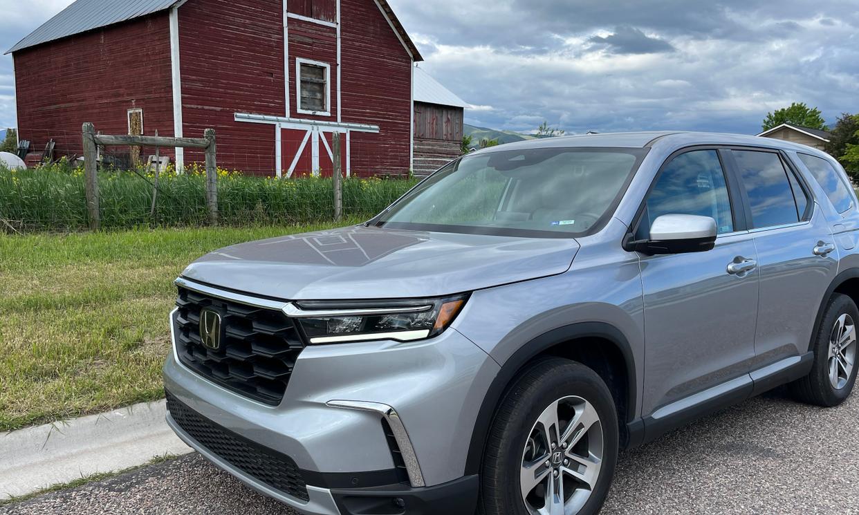 Honda Pilot photo 3