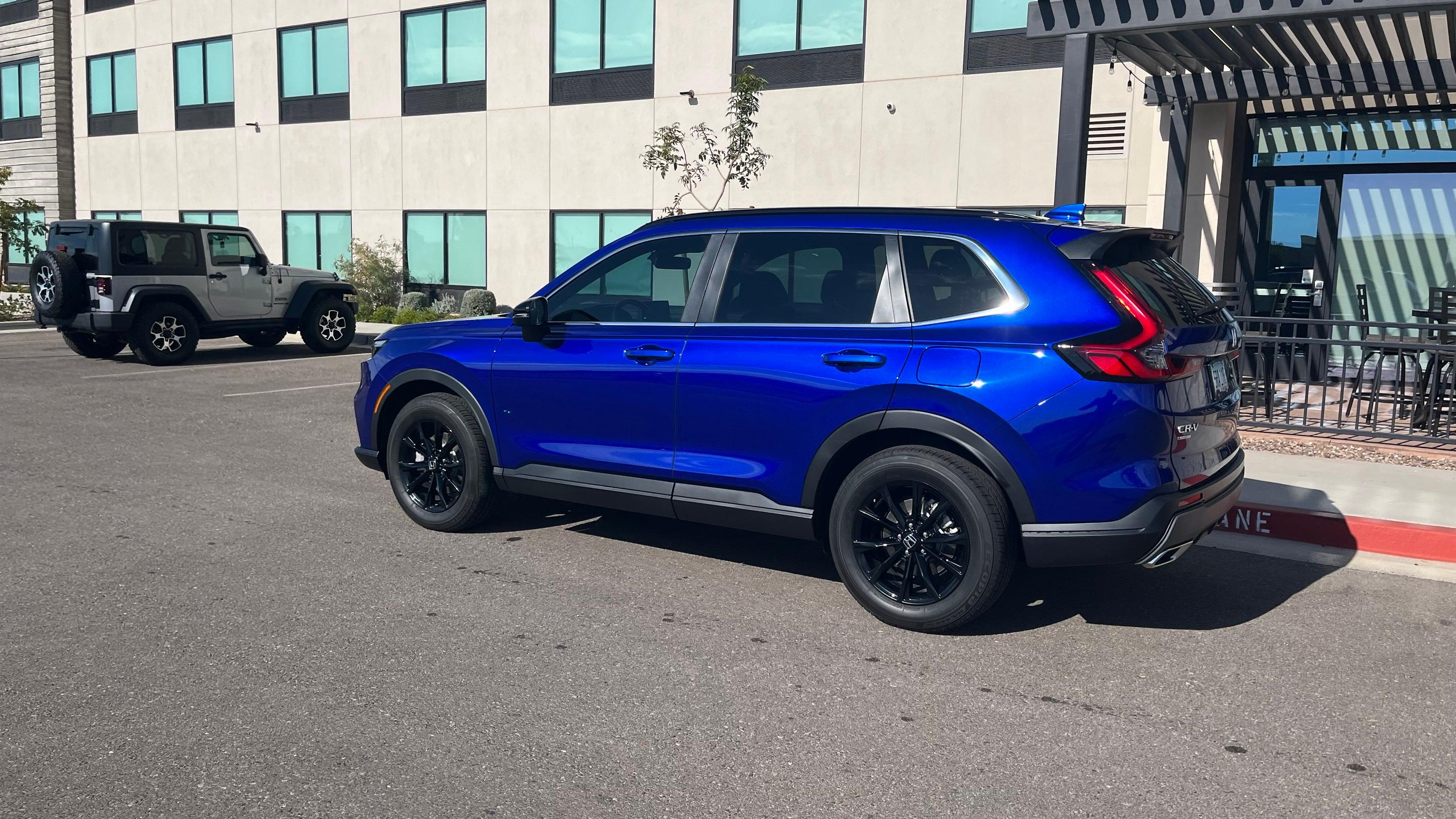 Honda CR-V Hybrid photo 5