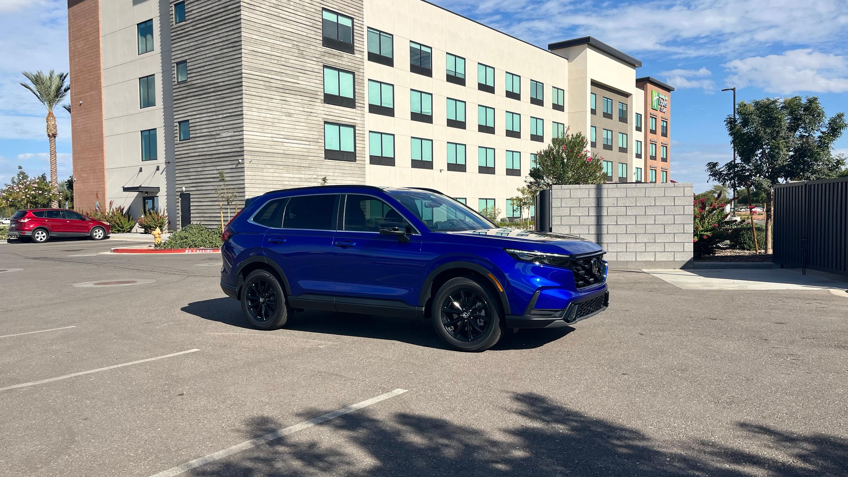 Honda CR-V Hybrid photo 8