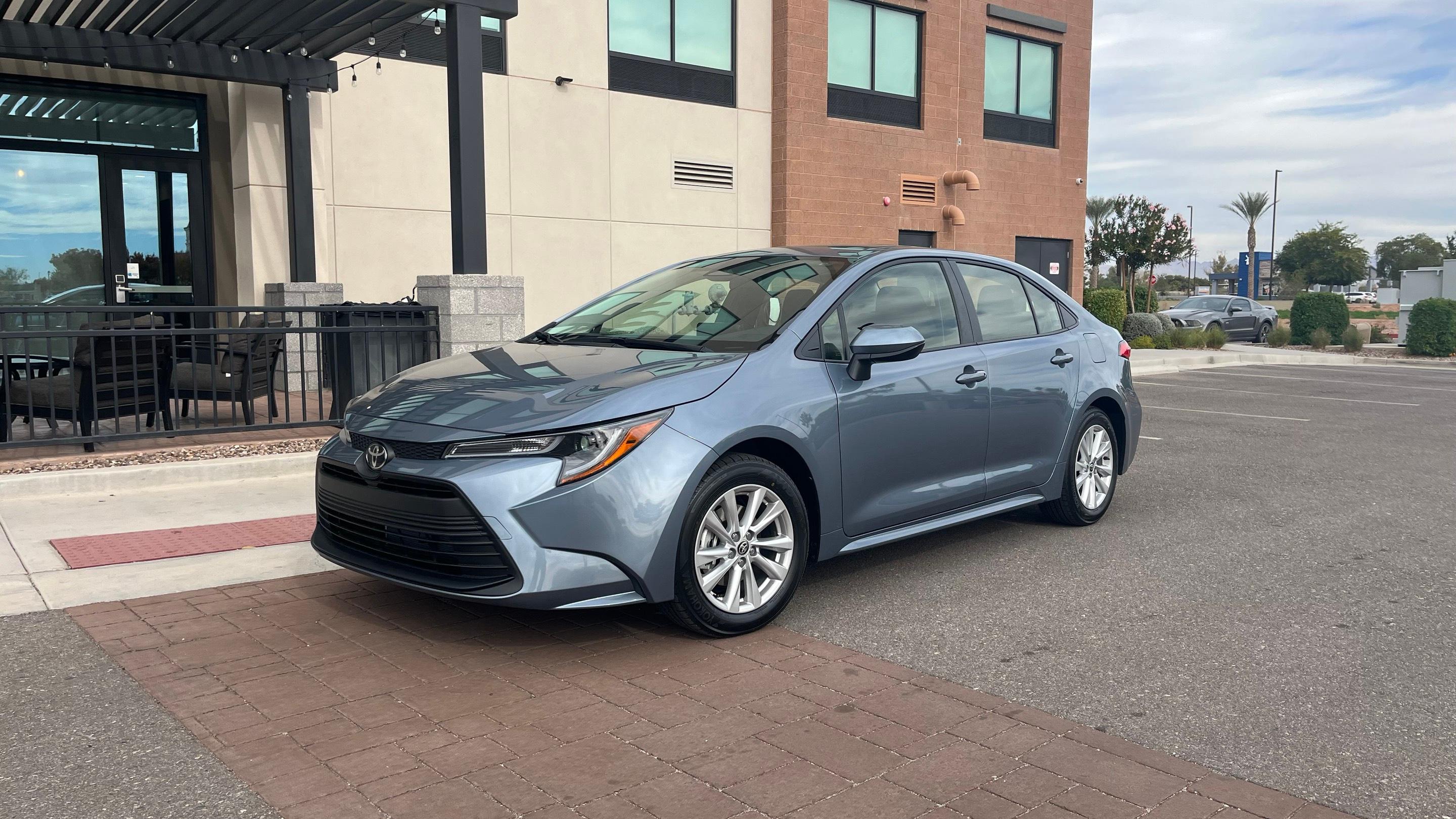 Toyota Corolla photo 8