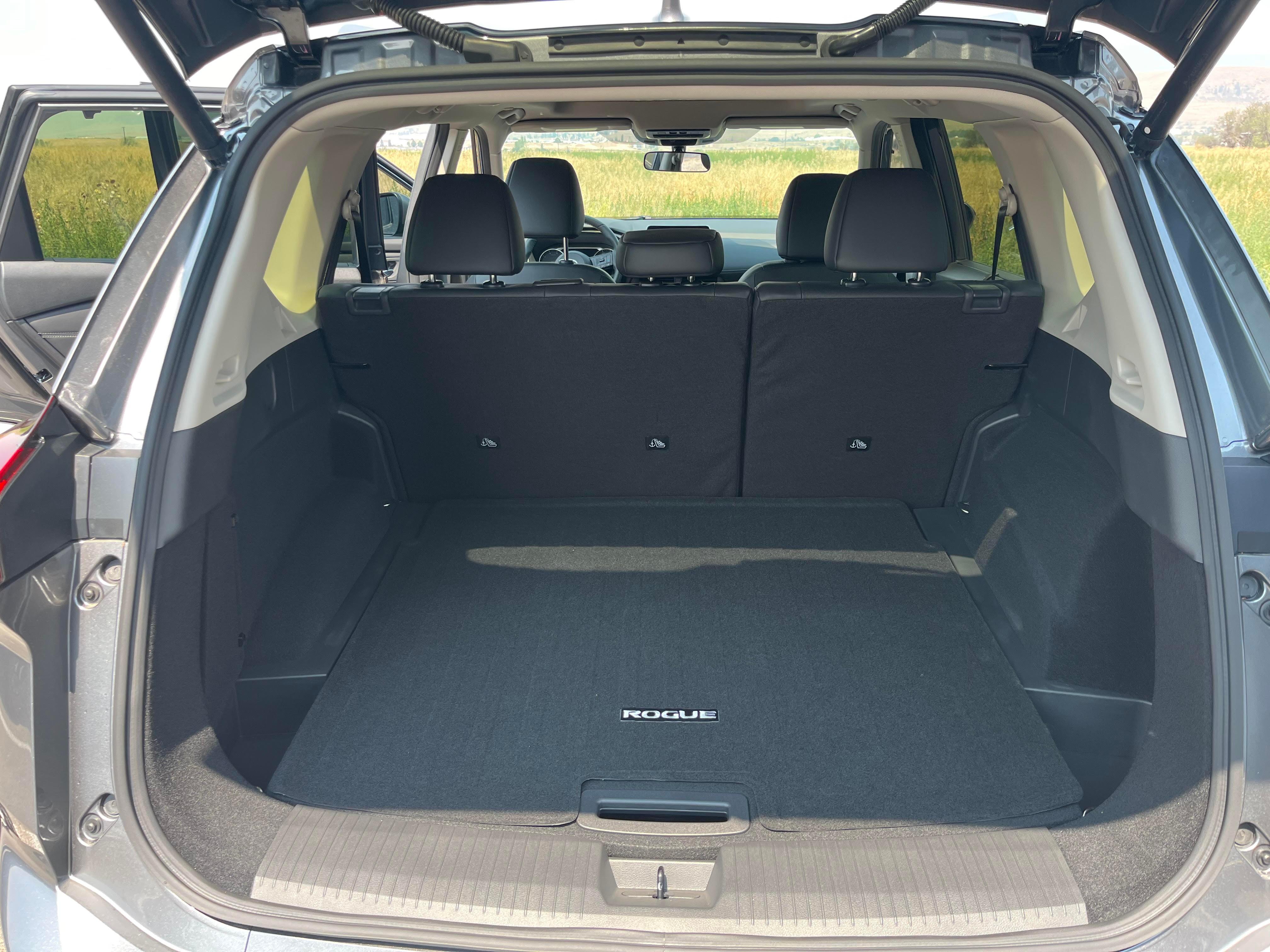 Nissan Rogue photo 8