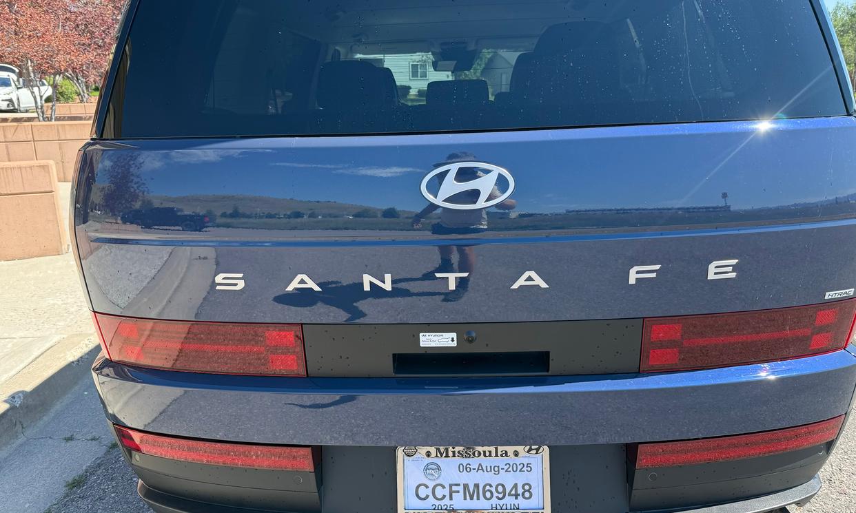 Hyundai Santa Fe photo 3
