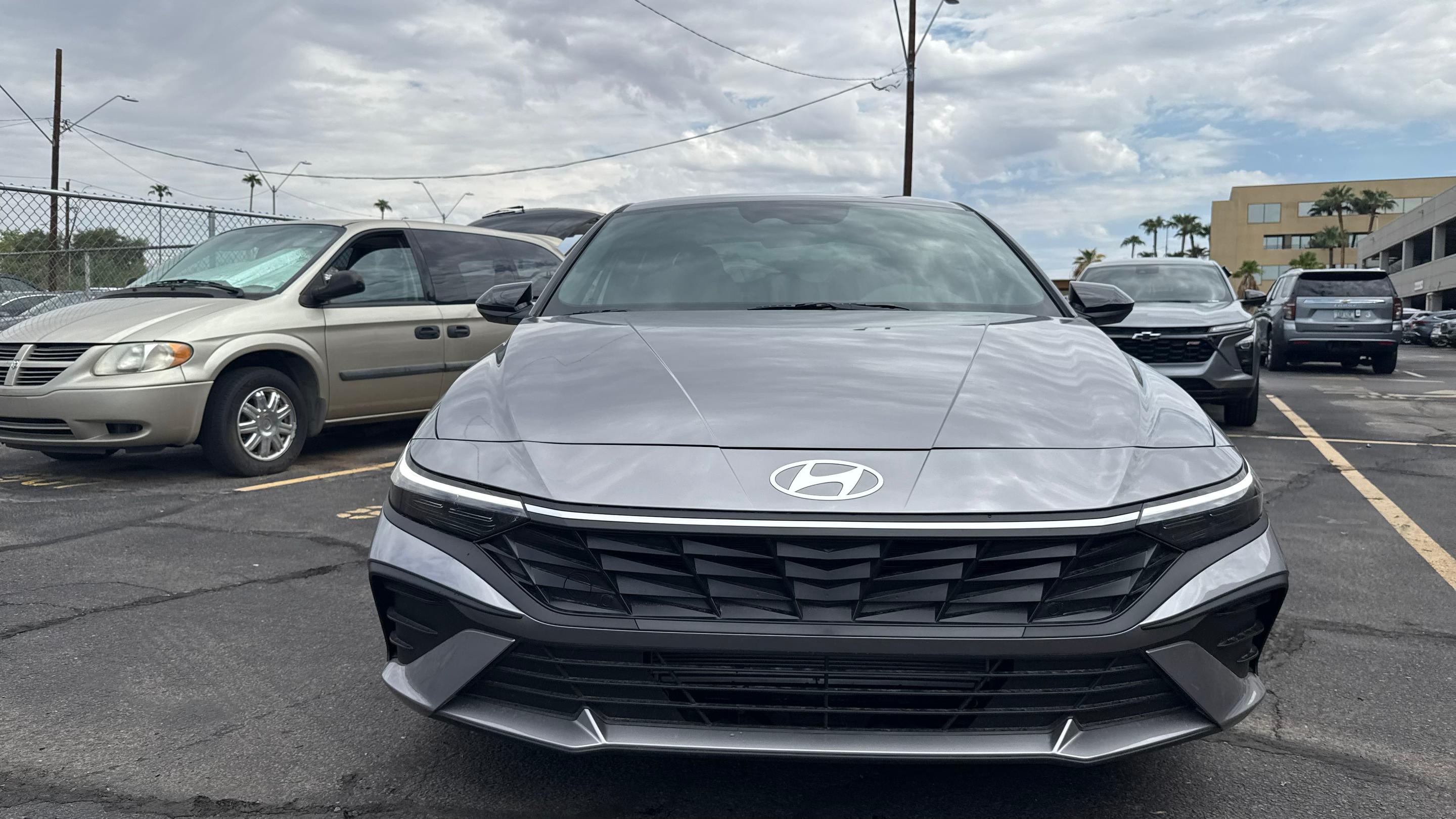 Hyundai Elantra photo 10