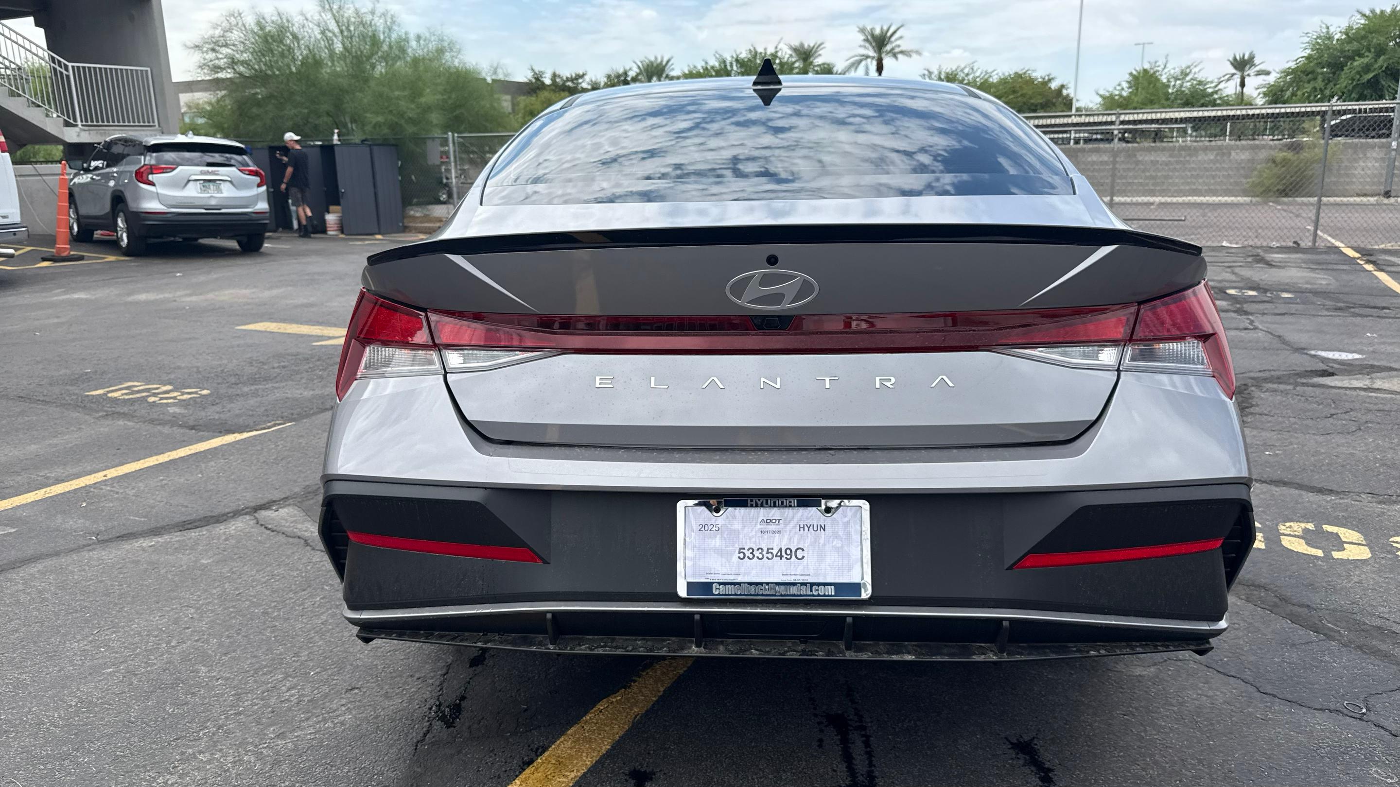 Hyundai Elantra photo 5