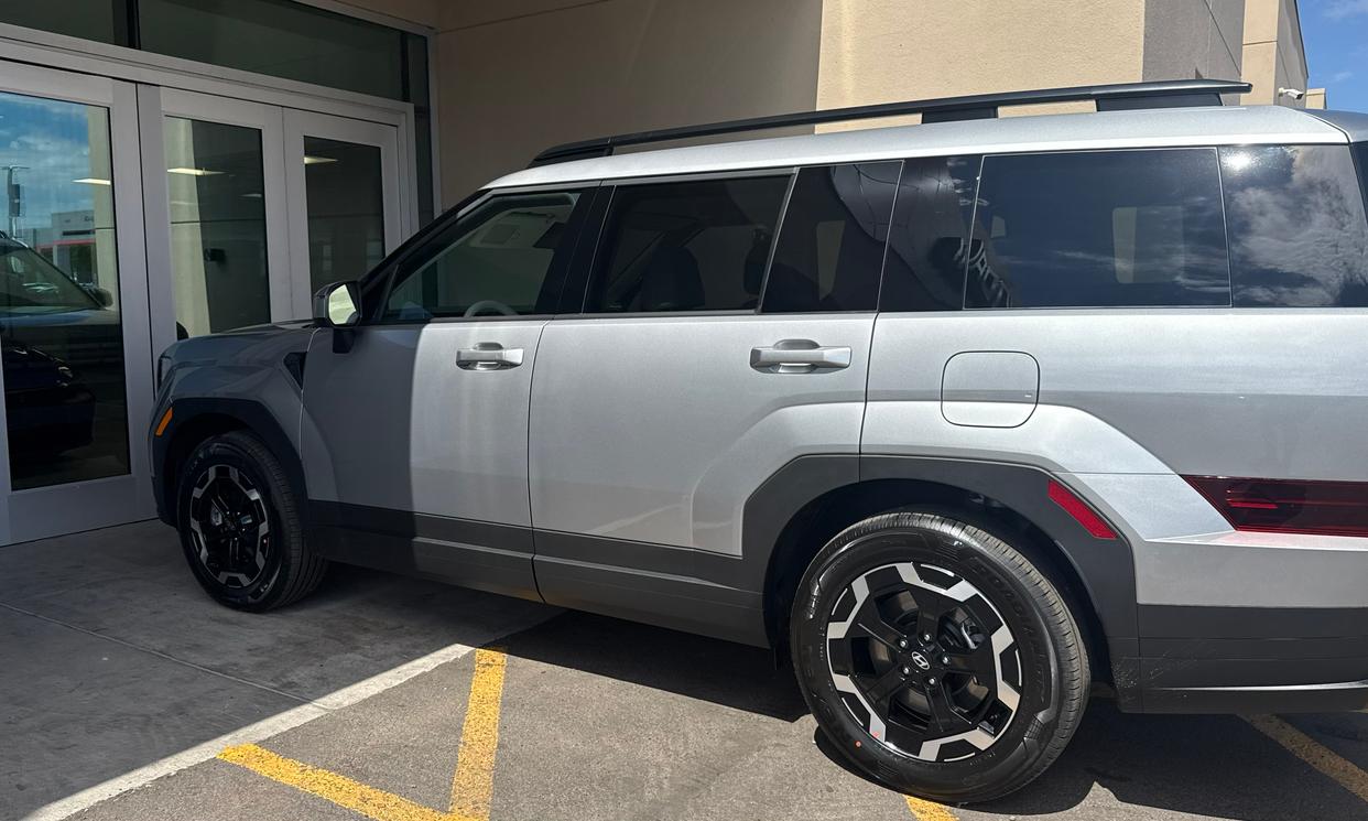 Hyundai Santa Fe photo 3