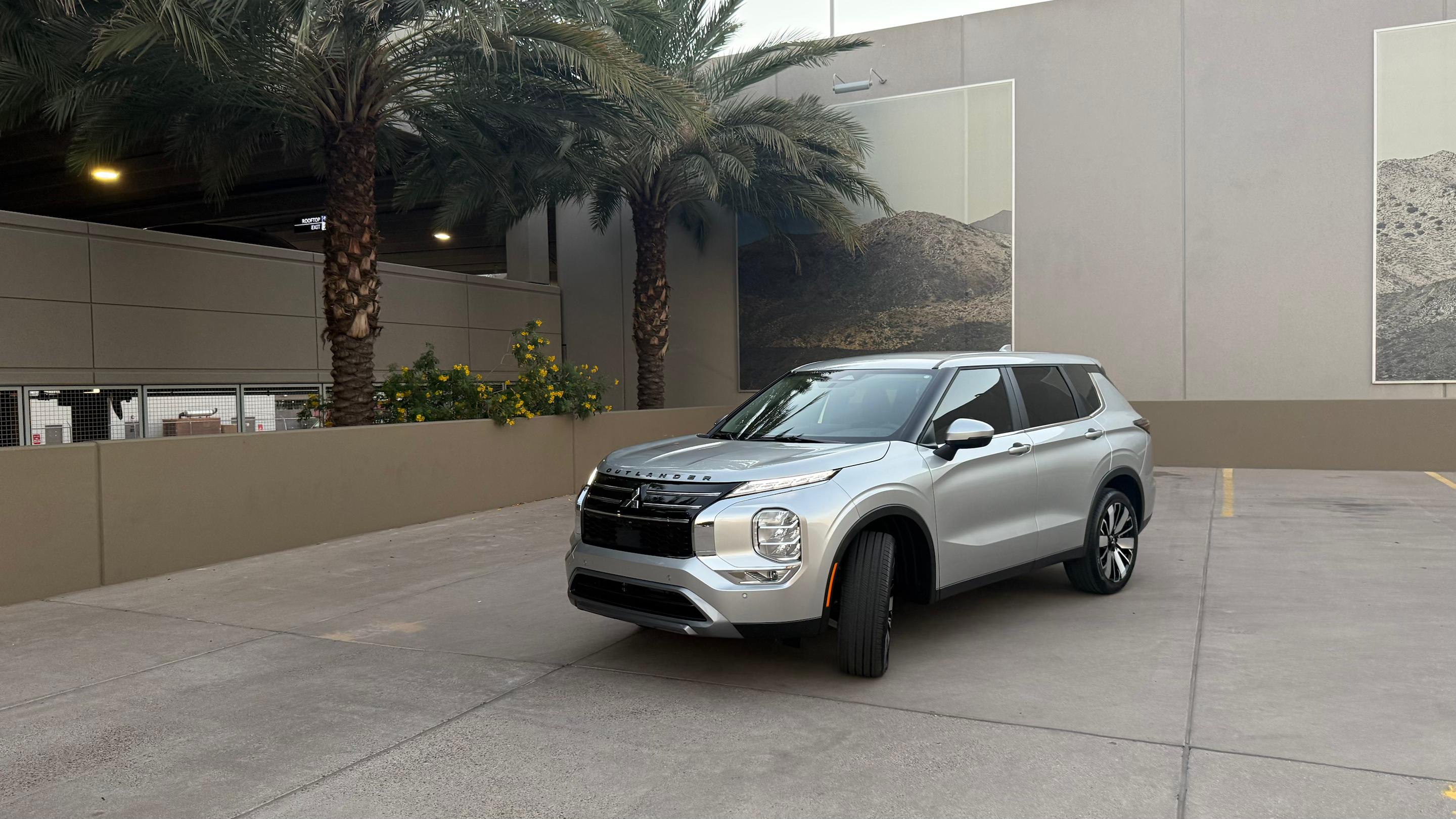 Mitsubishi Outlander photo 7
