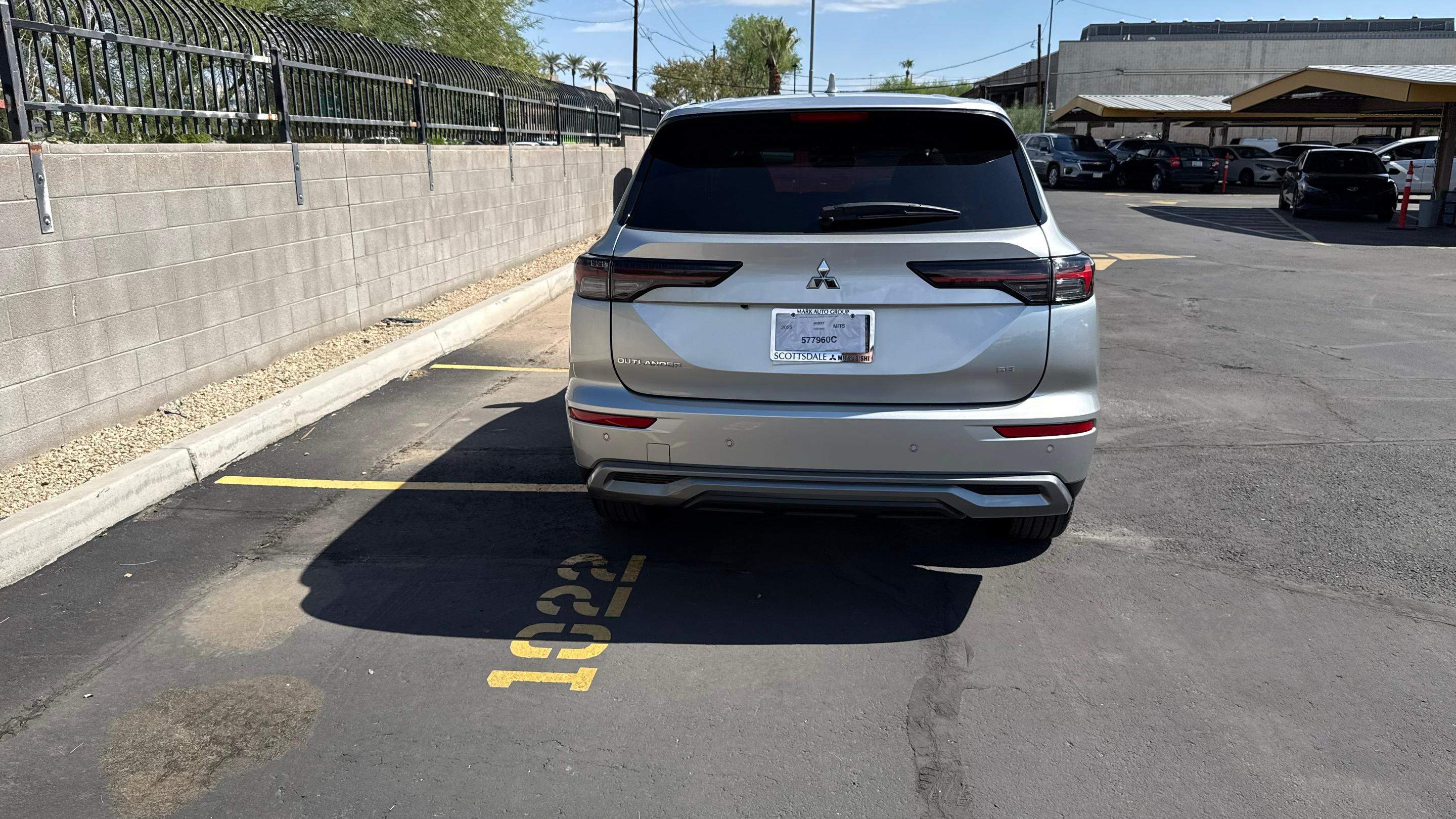 Mitsubishi Outlander photo 7