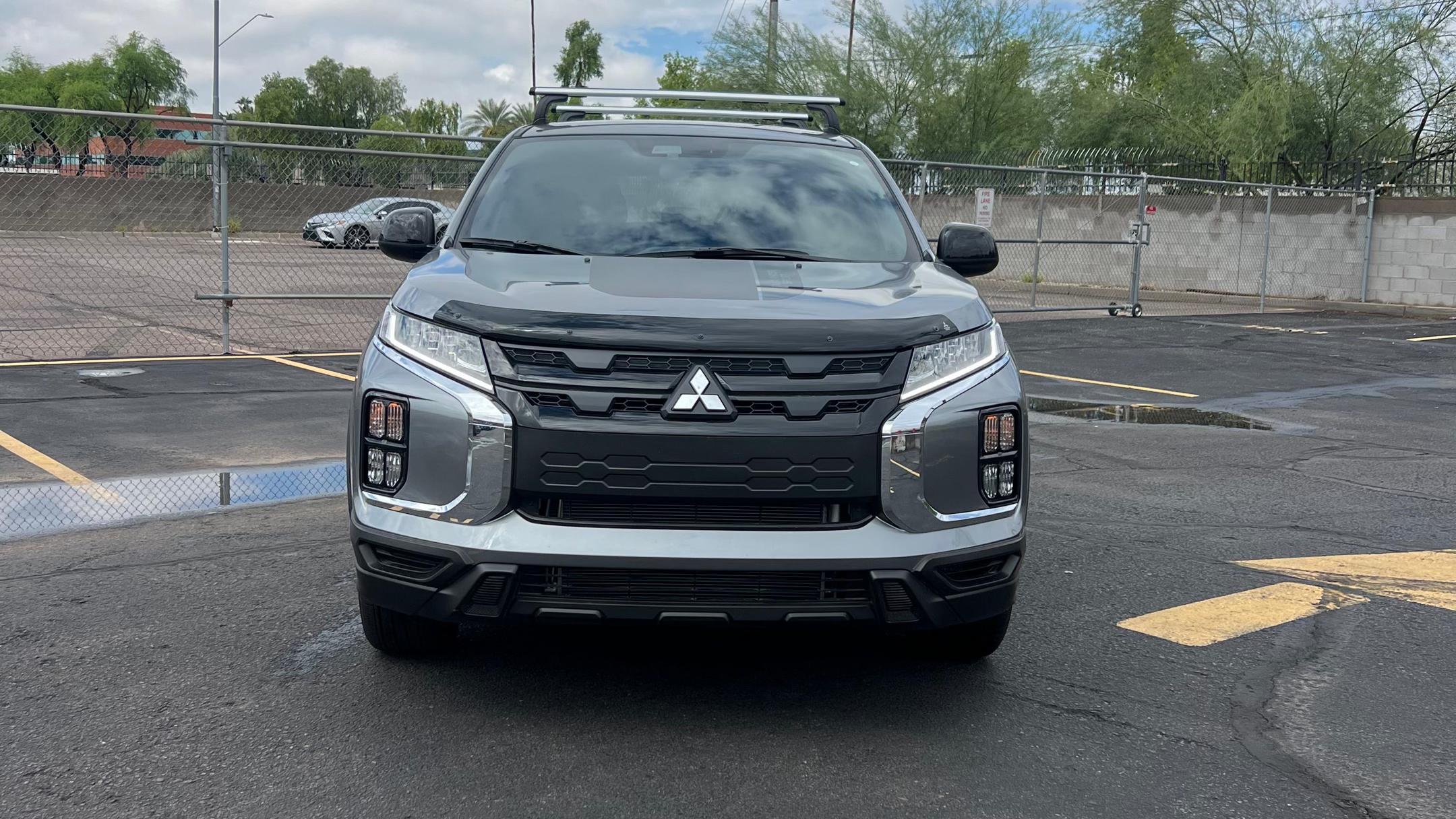 Mitsubishi Outlander Sport photo 4