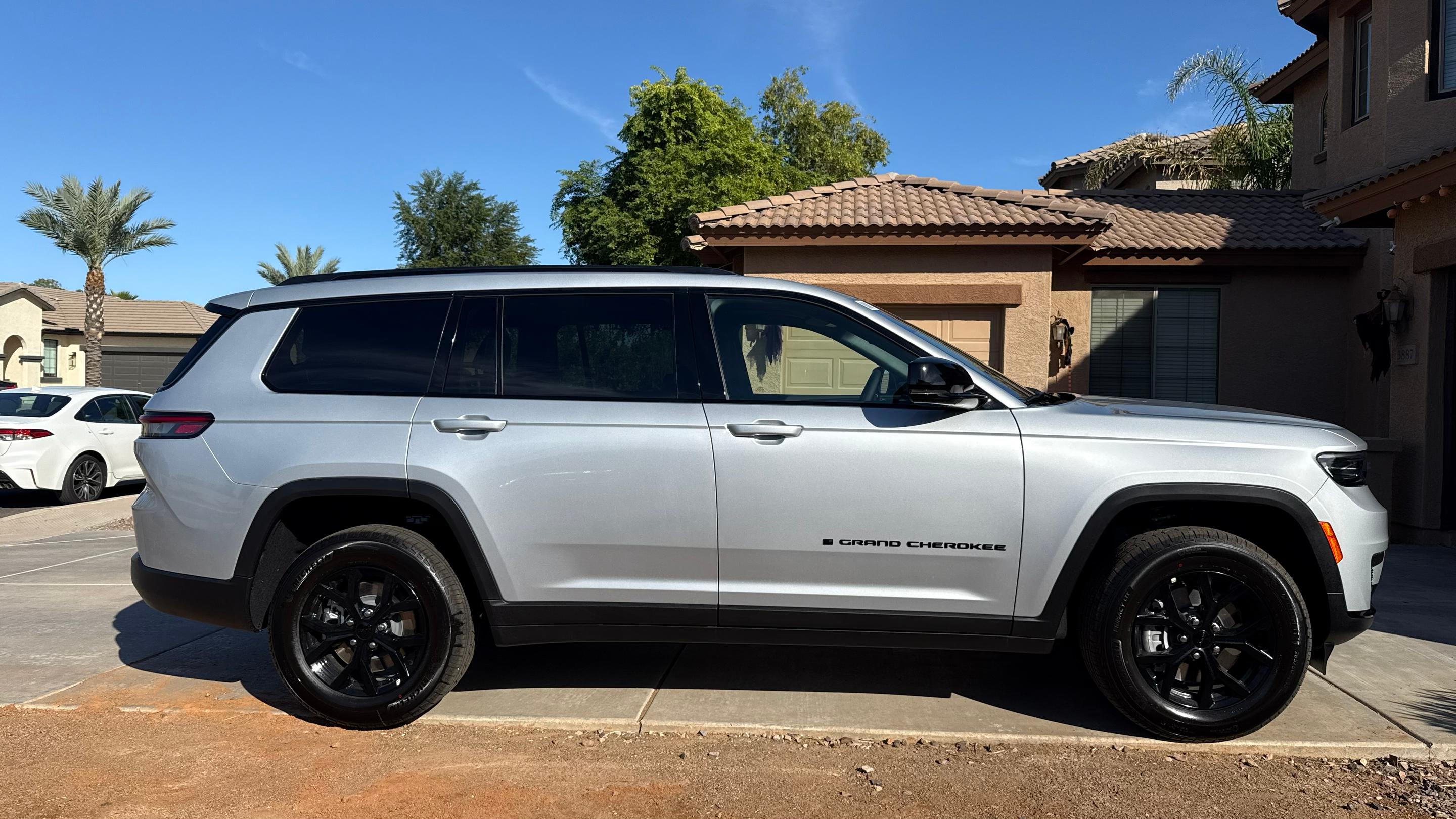 Jeep Grand Cherokee L photo 4
