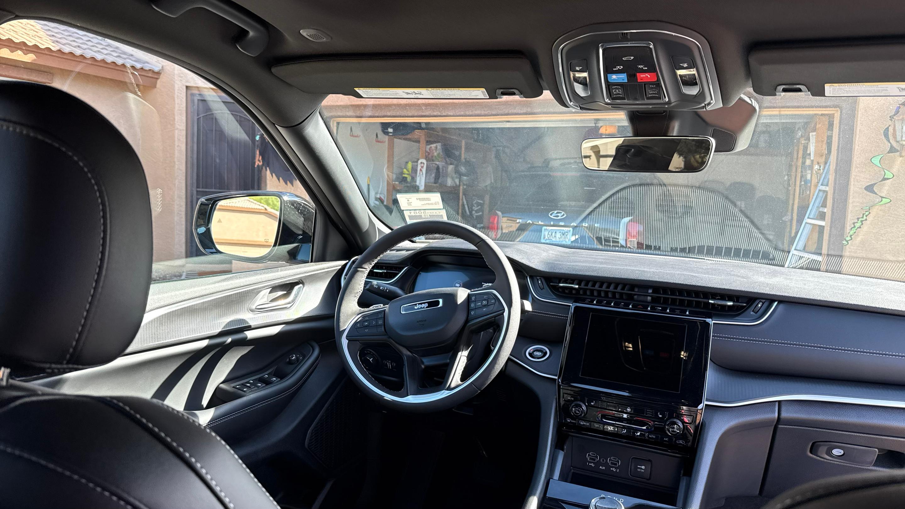 Jeep Grand Cherokee L photo 9